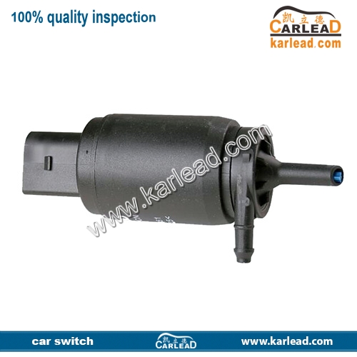 18D955651, نافذة تنظيف مضخة المياه